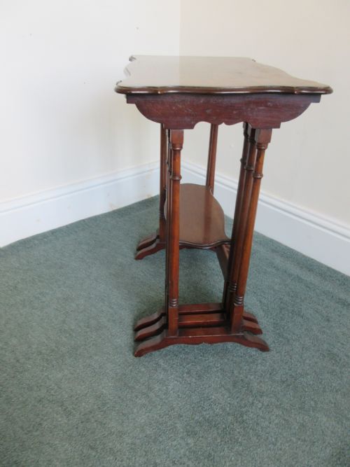 MAHOGANY NEST OF 3 TABLES WITH SHAPED TOP C1910 - ADDITIONAL PHOTO 2