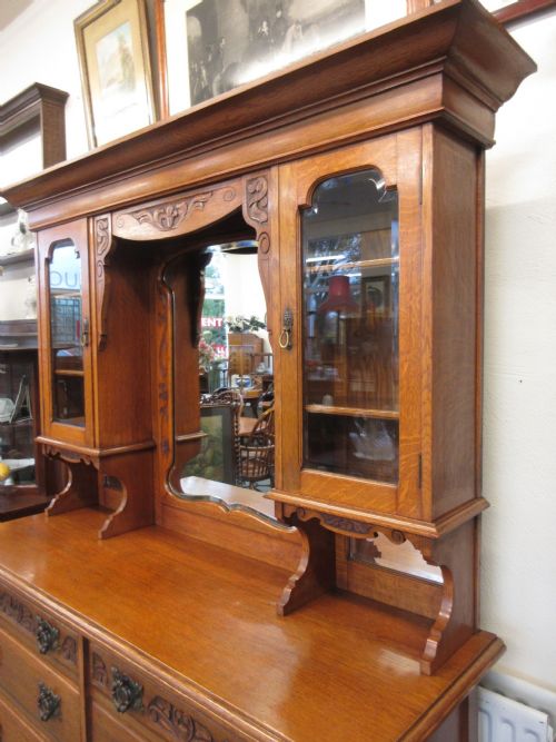 NICE QUALITY GOLDEN OAK SIDEBOARD - ADDITIONAL PHOTO 1
