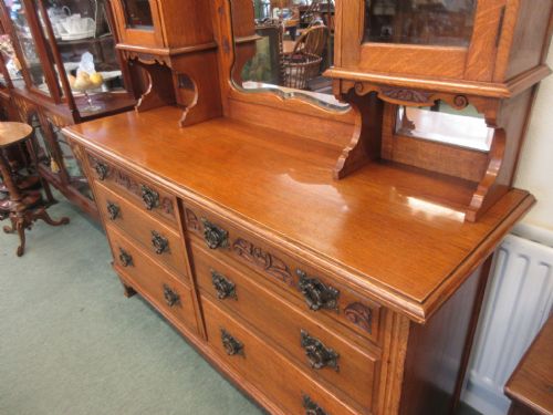 NICE QUALITY GOLDEN OAK SIDEBOARD - ADDITIONAL PHOTO 2