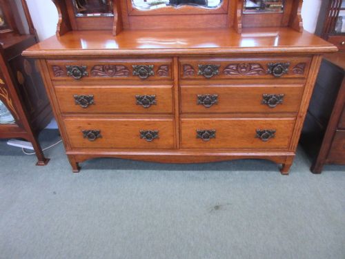 NICE QUALITY GOLDEN OAK SIDEBOARD - ADDITIONAL PHOTO 9