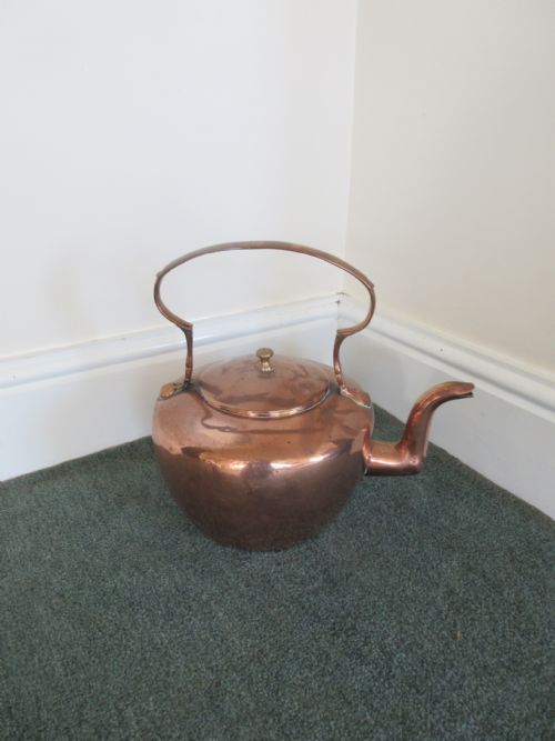 Victorian Copper Kettle with Fishtail Joints.