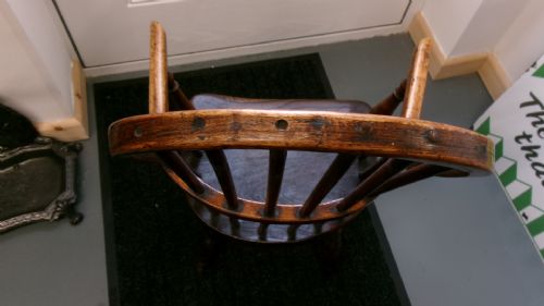 CIRCA 1790 CHILD'S STICK BACK WINDSOR CHAIR - ADDITIONAL PHOTO 8