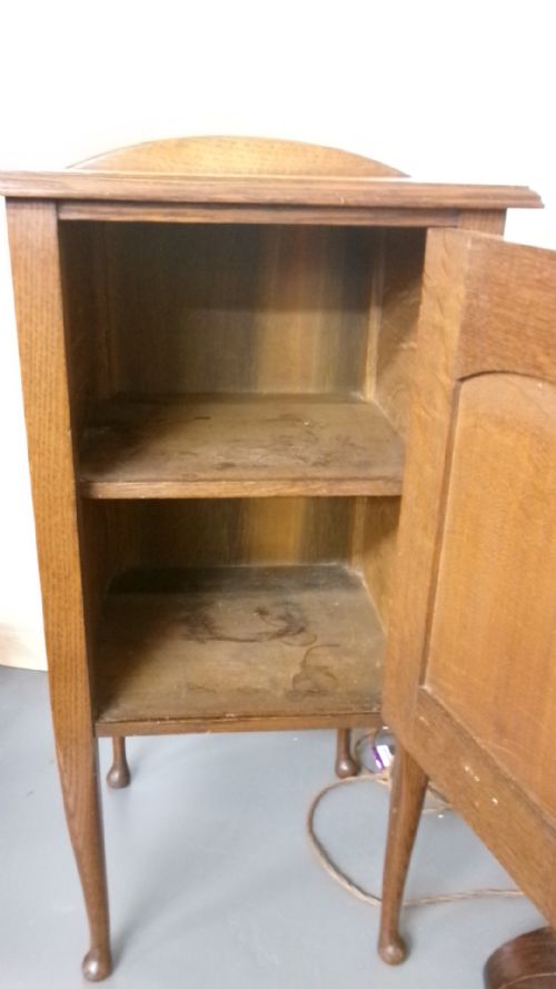 OAK ARTS CRAFTS POT CUPBOARD BEDSIDE CABINET - ADDITIONAL PHOTO 3
