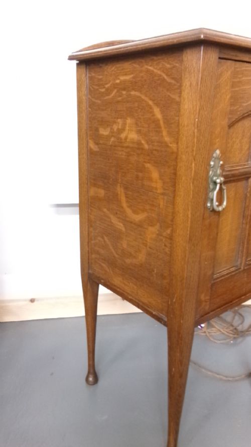 OAK ARTS CRAFTS POT CUPBOARD BEDSIDE CABINET - ADDITIONAL PHOTO 5