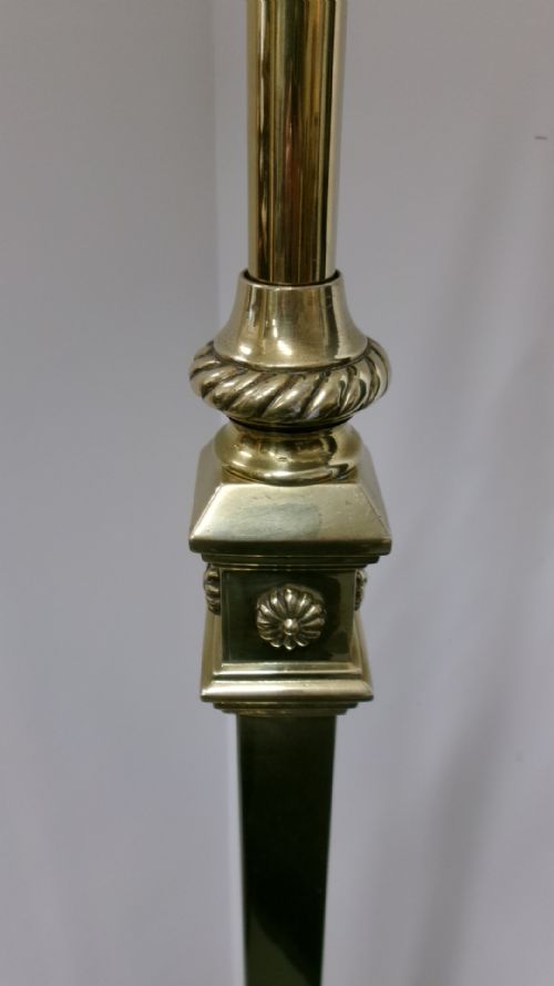ADJUSTABLE BRASS 1920'S STANDARD LAMP WITH SHADE - ADDITIONAL PHOTO 1