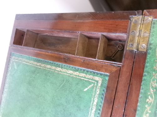 GEORGIAN CIRCA 1790 MAHOGANY WRITING DESK WITH BRASS PAW FEET - ADDITIONAL PHOTO 4