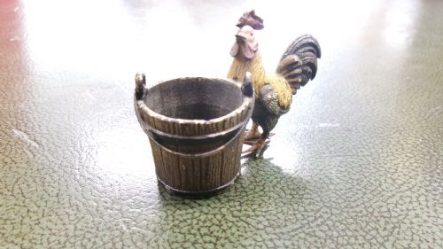 SMALL COLD PAINTED BRONZE COCKEREL WITH BUCKET - ADDITIONAL PHOTO 2