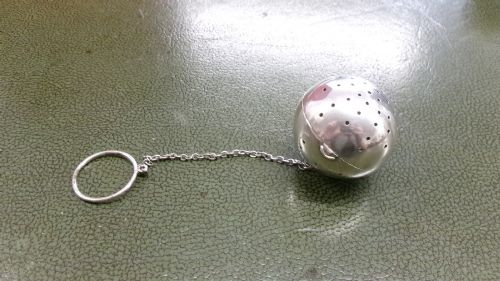 STERLING SILVER TEA INFUSER ON CHAIN