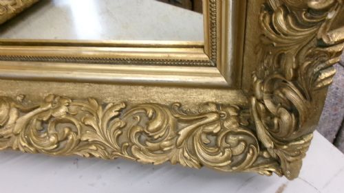 PAIR OF HEAVY QUALITY CARVED FRAMED PIER GLASS MIRRORS - ADDITIONAL PHOTO 3