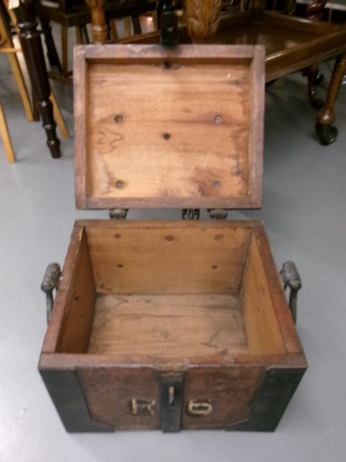 METAL BOUND HARDWOOD STRONG BOX - ADDITIONAL PHOTO 6