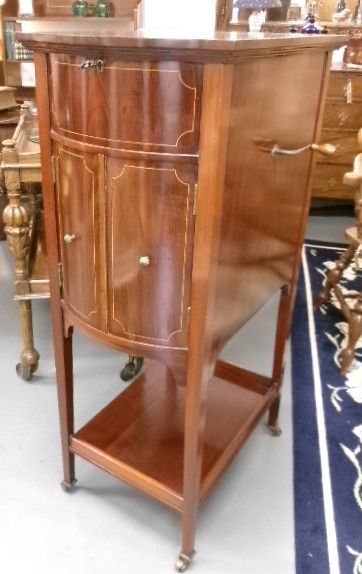 Mahogany Inlaid Gramophone His Master's Voice