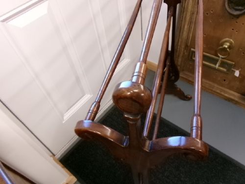 VICTORIAN MAHOGANY TOWEL RAIL CIRCA 1890 - ADDITIONAL PHOTO 10