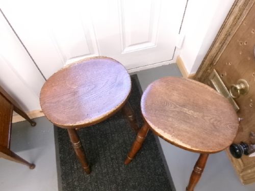 PAIR OF TAVERN STOOLS WITH OVAL DISHED TOP - ADDITIONAL PHOTO 5