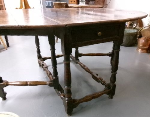 GEORGIAN OAK GATELEG TABLE CIRCA 1790 - ADDITIONAL PHOTO 5