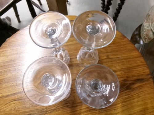 GEORGIAN FACETED STEMMED DRINKING GLASSES WITH DECORATED BOWLS WIDE FOOT BASE - ADDITIONAL PHOTO 5