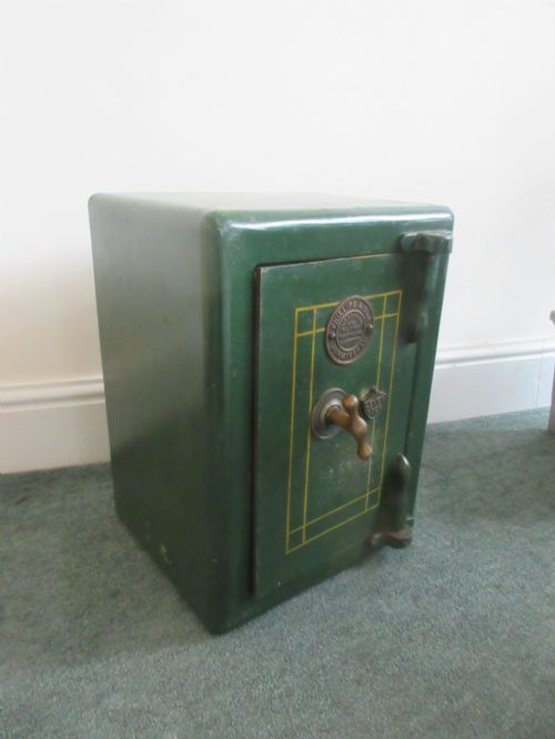 SAFE IN VICTORIAN MAHOGANY CABINET WITH MARBLE TOP - ADDITIONAL PHOTO 2