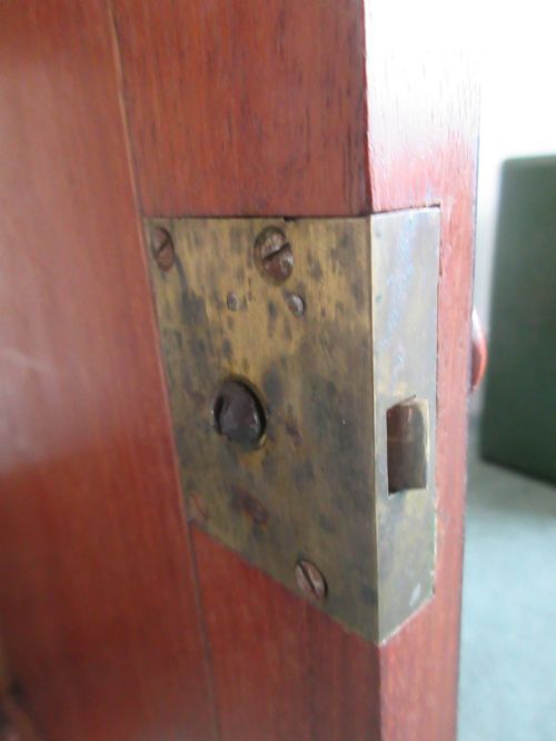 SAFE IN VICTORIAN MAHOGANY CABINET WITH MARBLE TOP - ADDITIONAL PHOTO 7