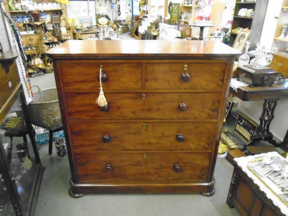 Super Quality Mahogany 4 Heights Chest Of Drawers 