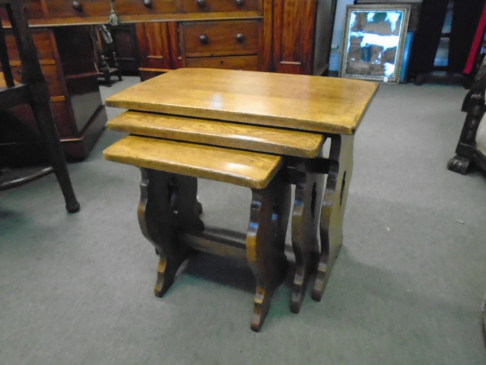 Arts & Crafts Golden Oak Nest Of Tables