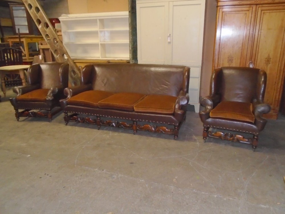Oak & Leather 3 Piece Suite 