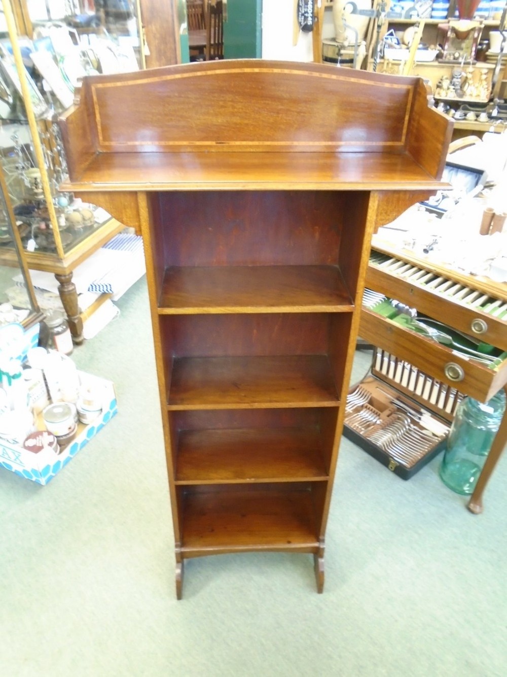 Art's & Craft's Mahogany Bookshelf