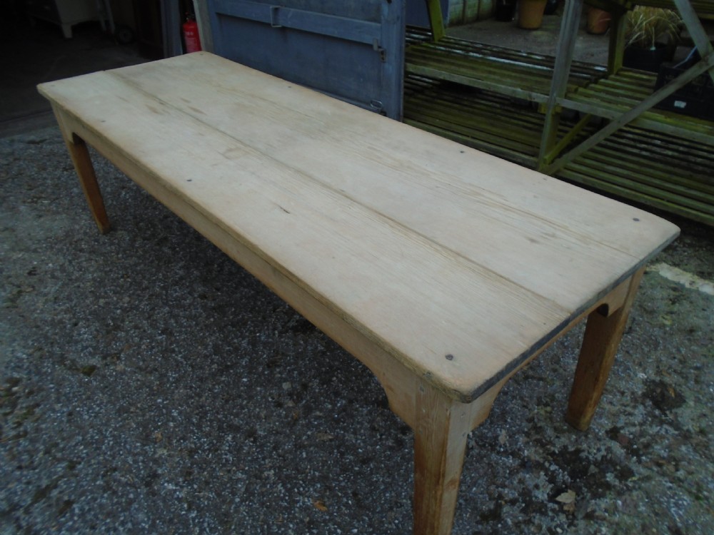 Very Good 8' Pine Table View V