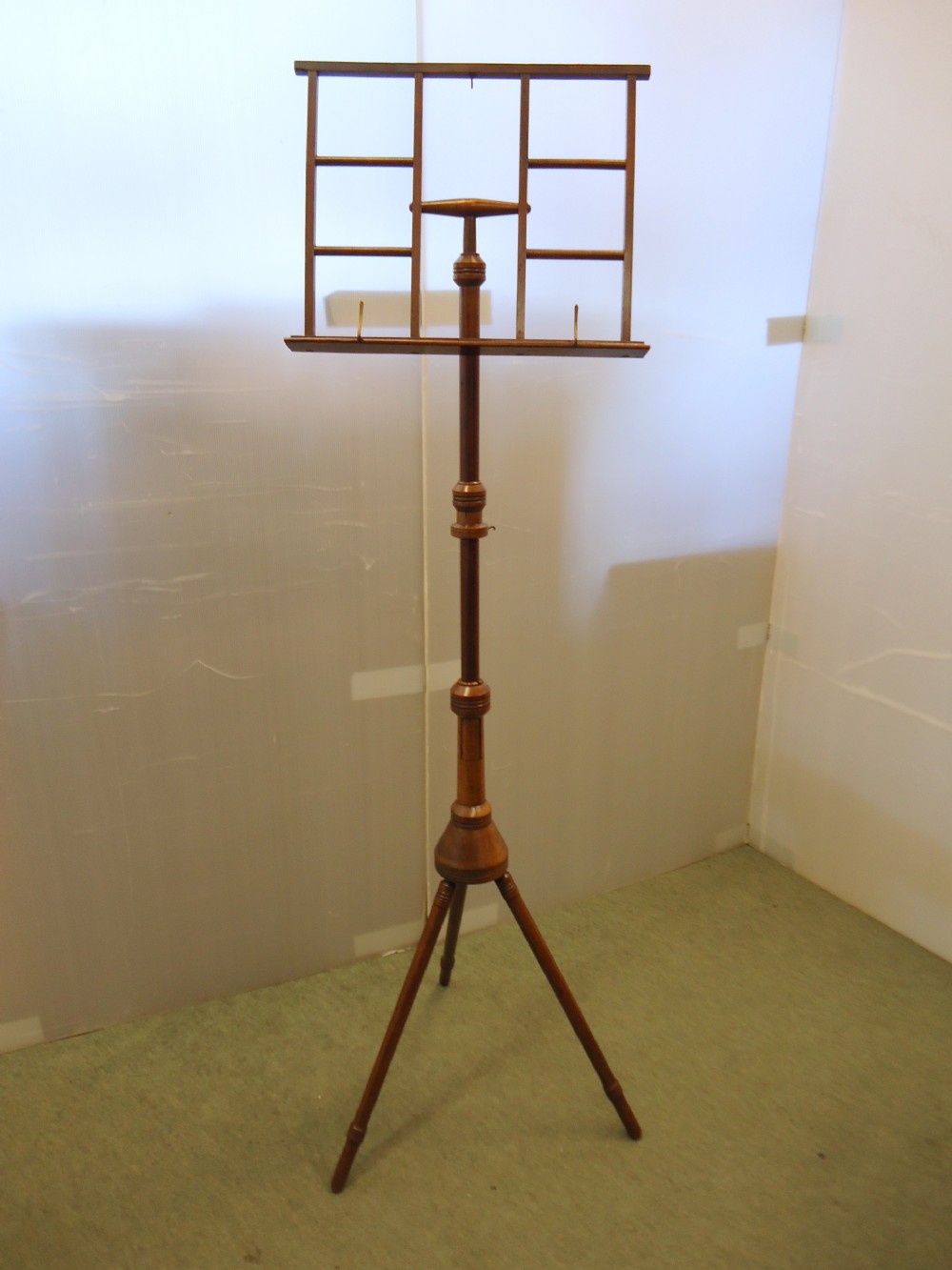 Mahogany Music Stand