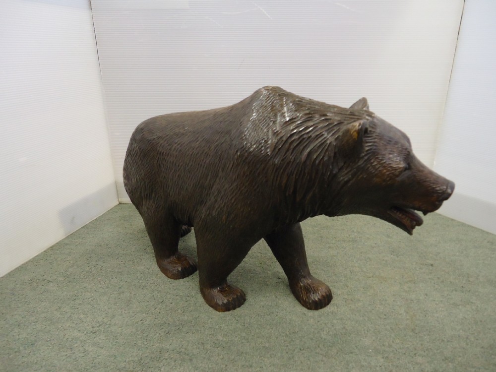 Large Black Forest Strolling Bear View II