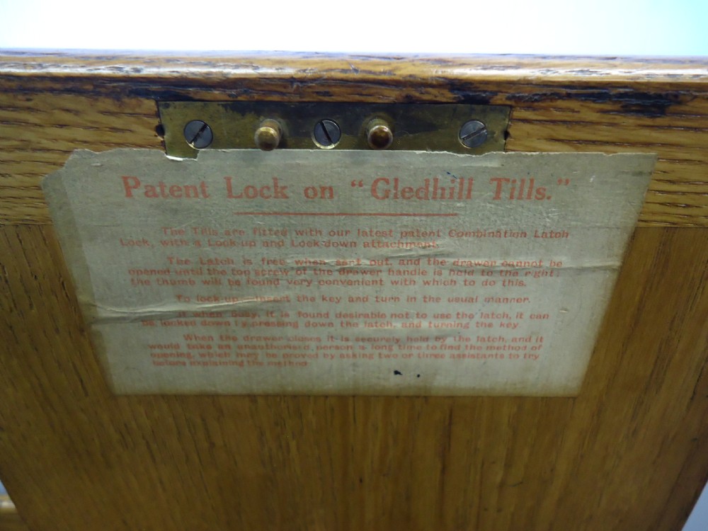 Oak Till On Stand View IX