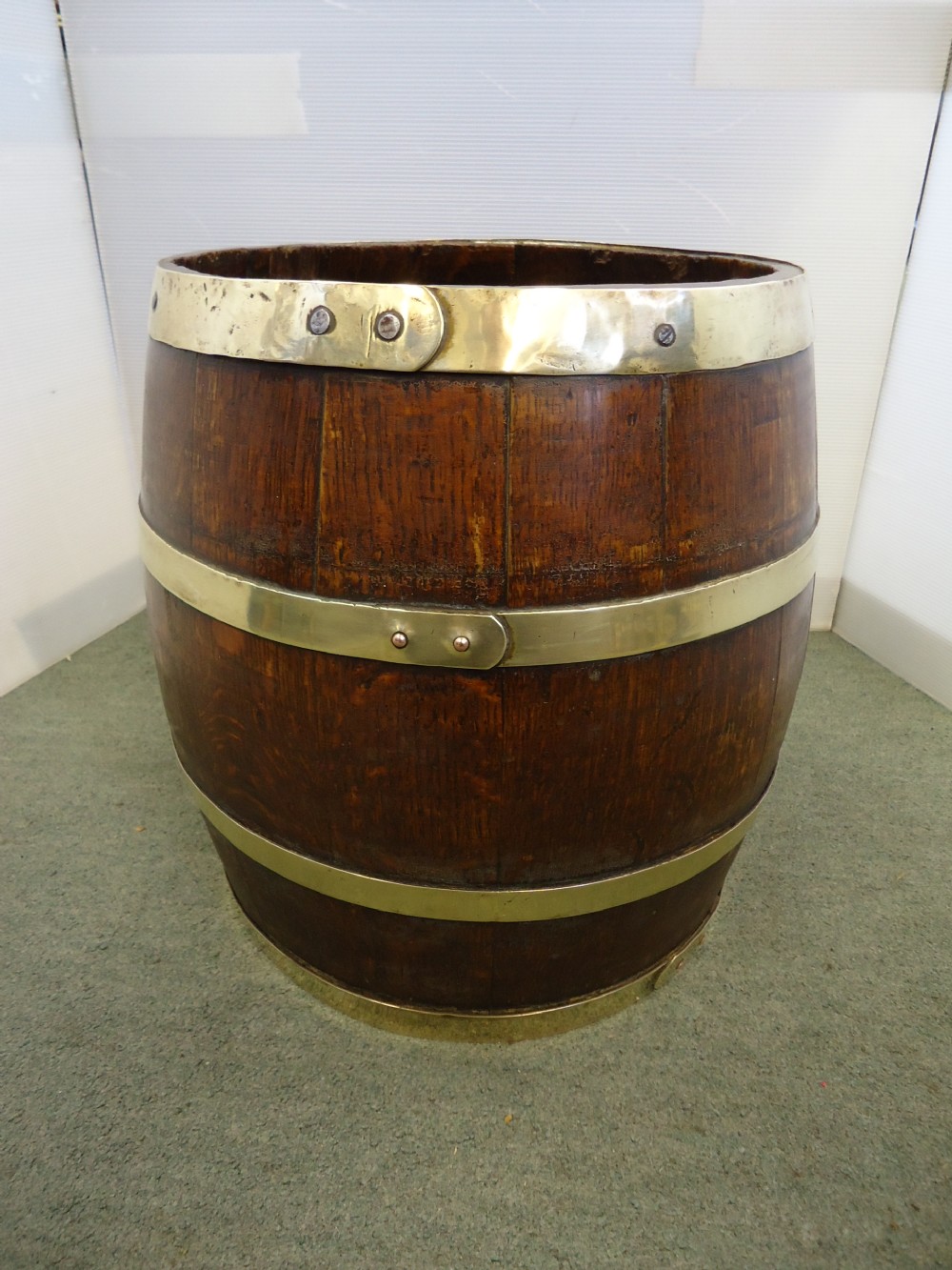 Oak Banded Tub