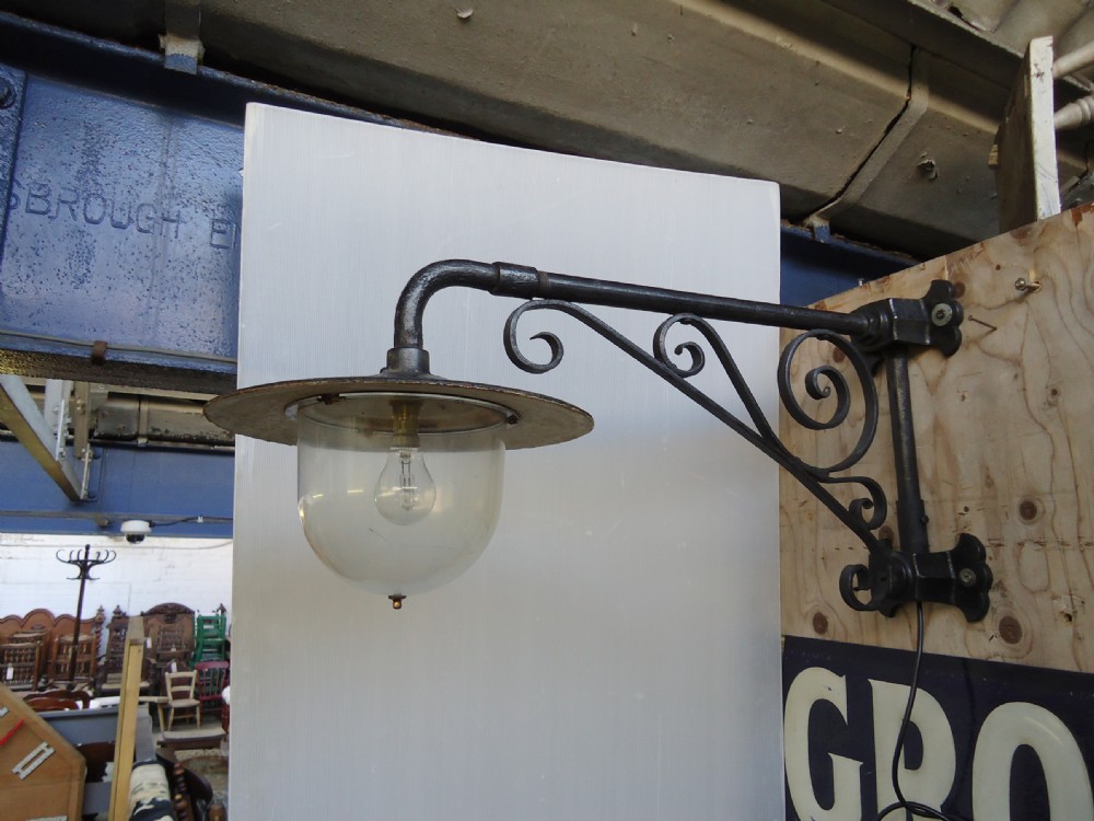 Victorian Outside Lantern 