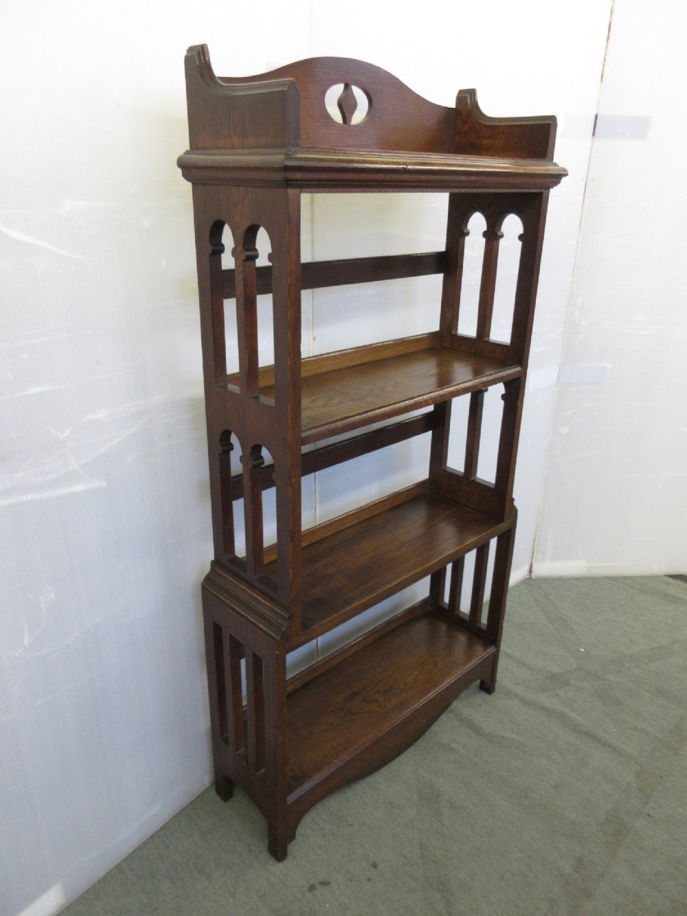 Arts & Crafts Bookshelves