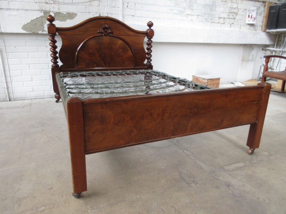 Mahogany Bed