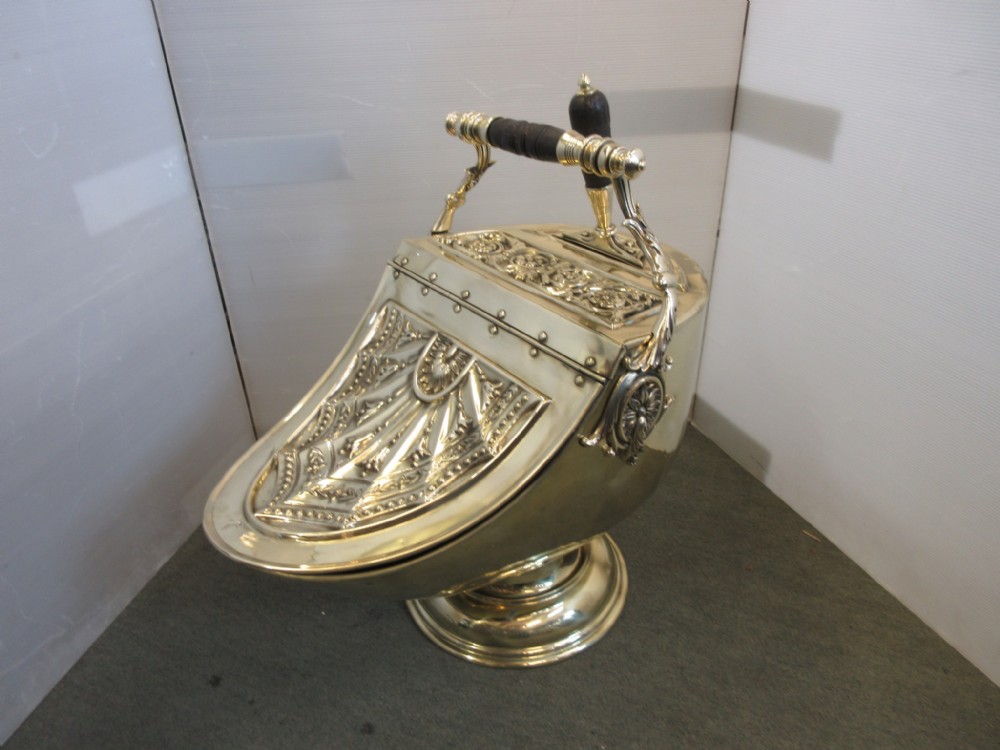 Quality 19th Century Brass Coal Hod