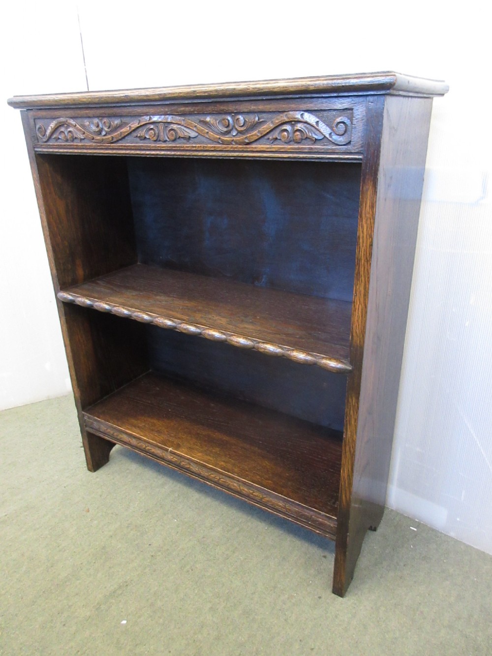 Small Oak Bookshelf 