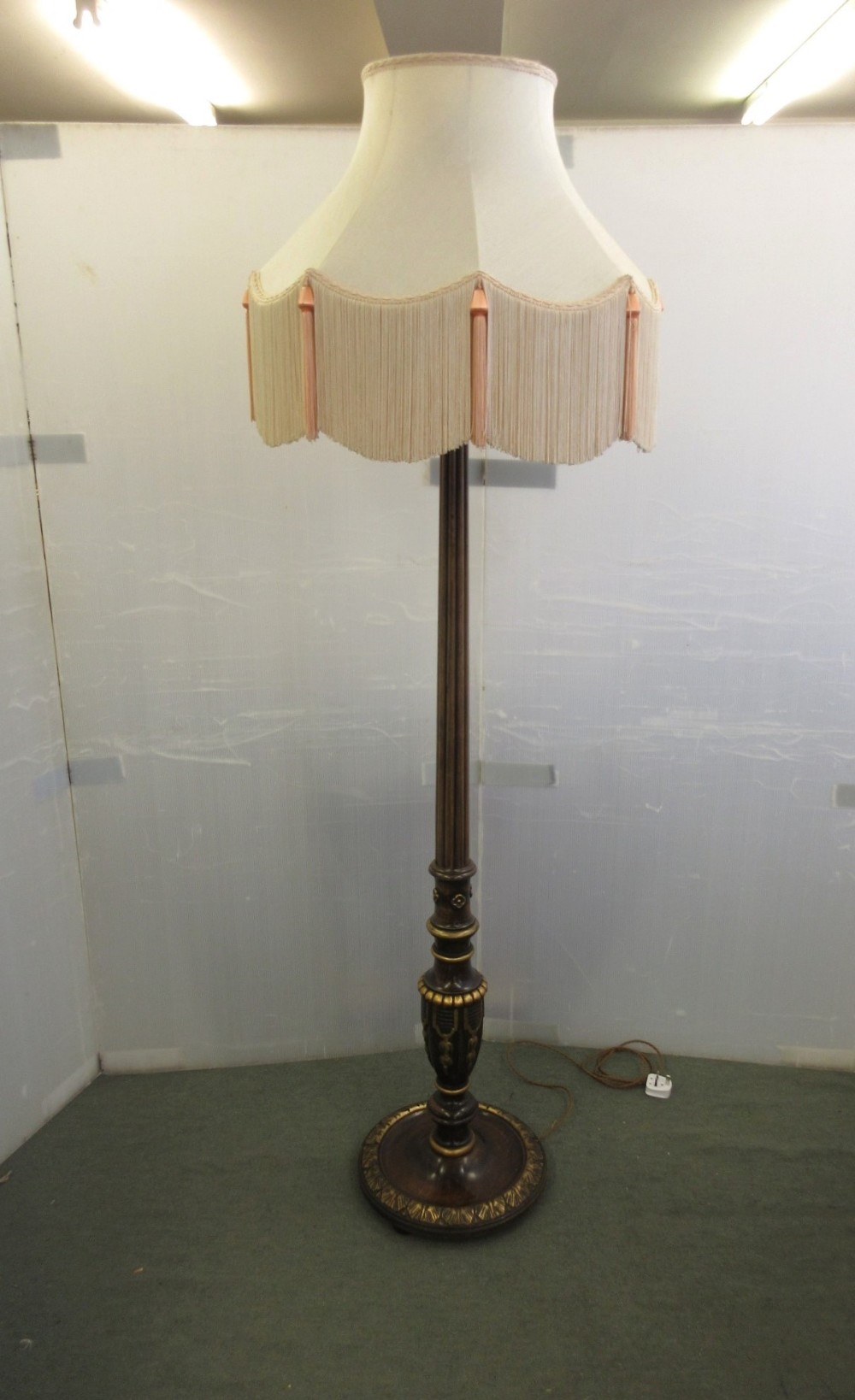 Quality Mahogany Standard Lamp 
