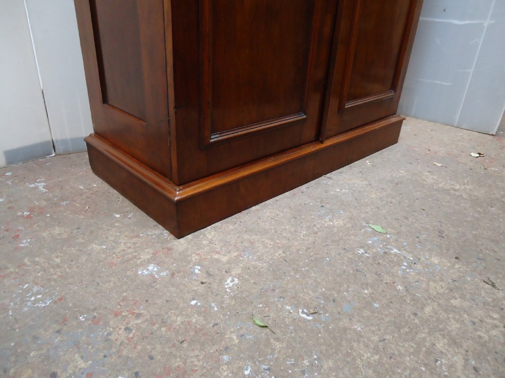 Quality Mahogany Double Robe  View II