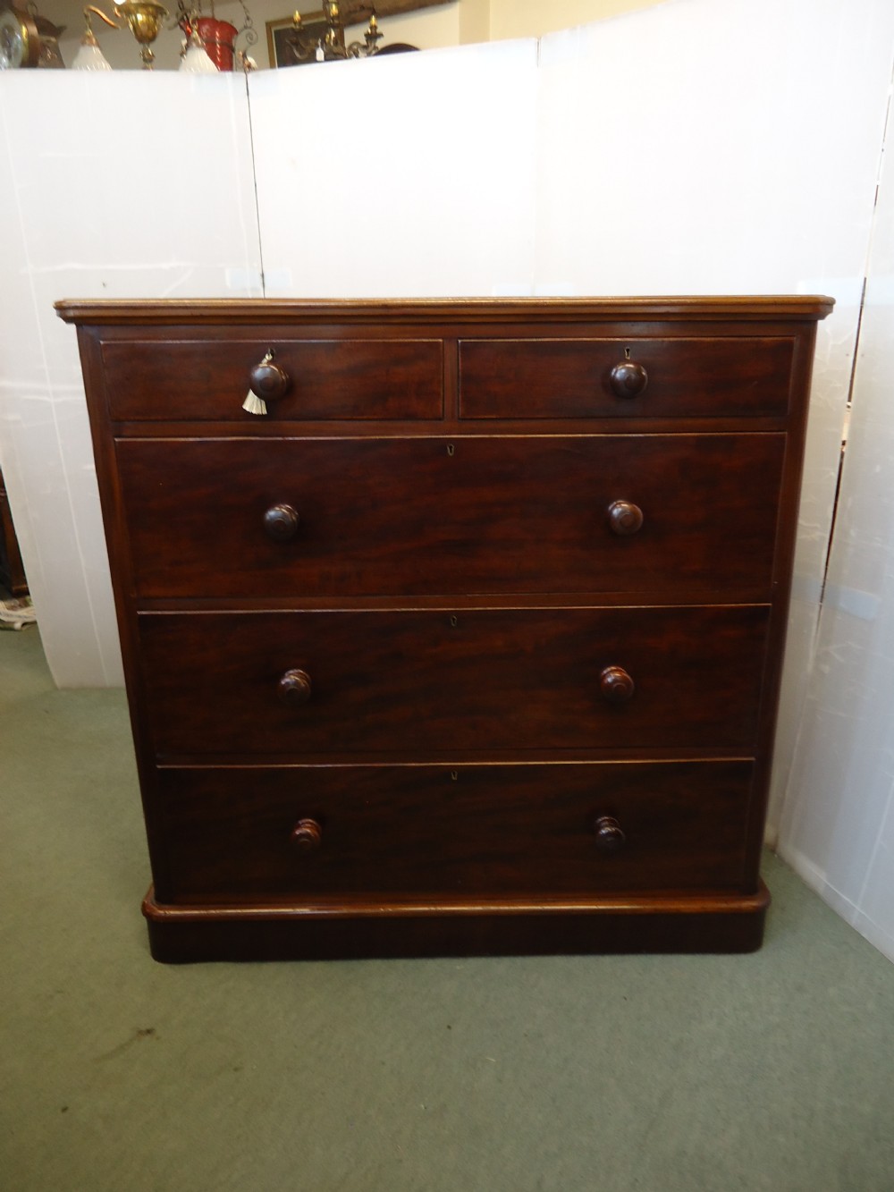 Quality Mahogany Chest Of Drawers  View IV
