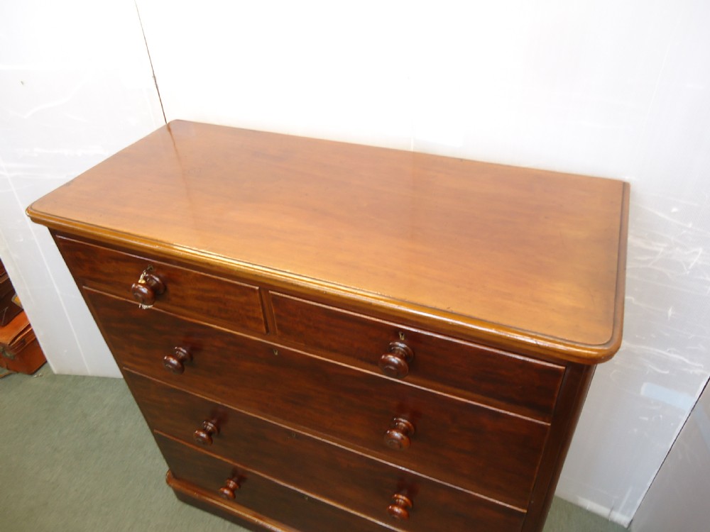 Quality Mahogany Chest Of Drawers  View V