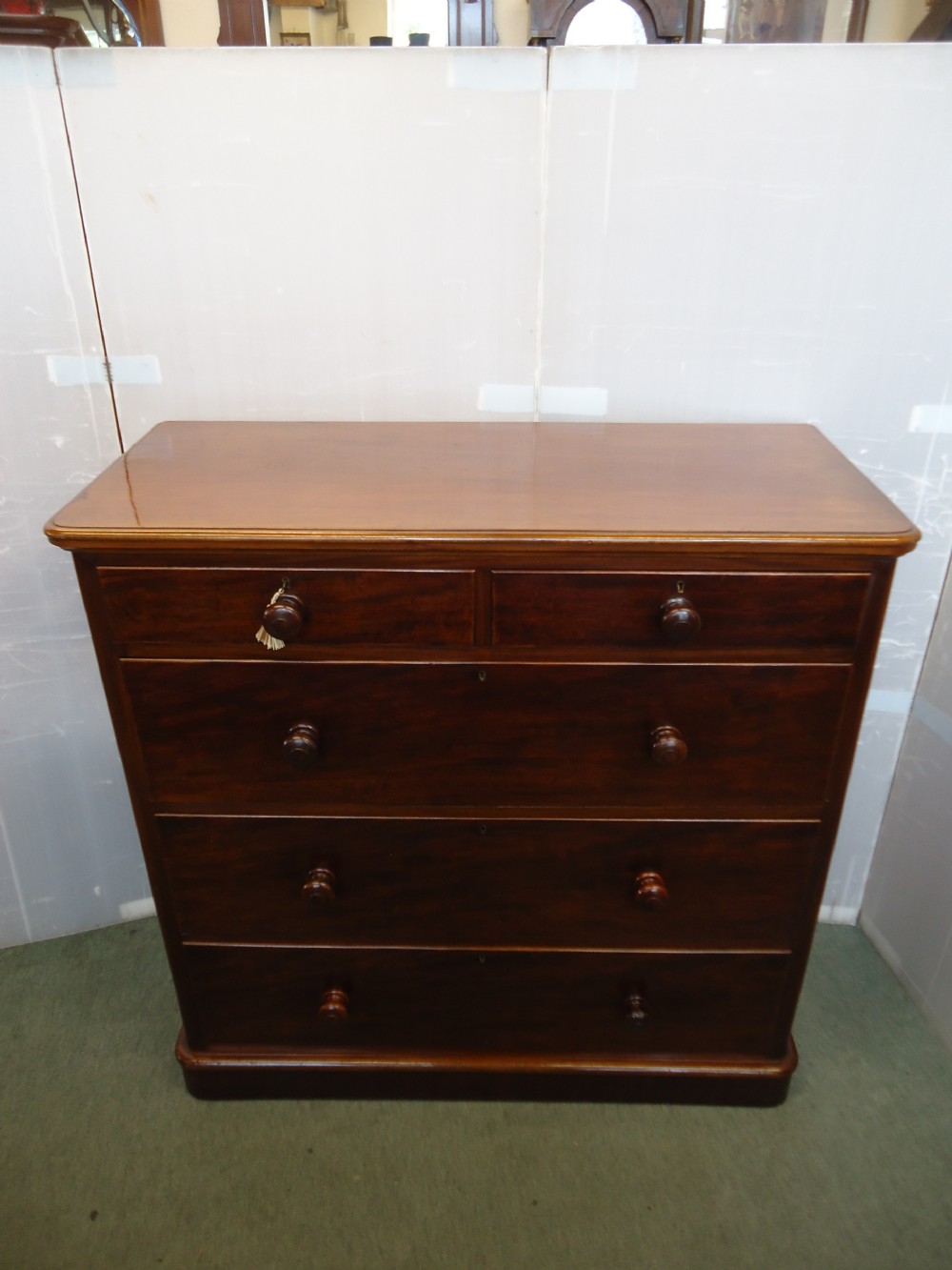 Quality Mahogany Chest Of Drawers  View IX