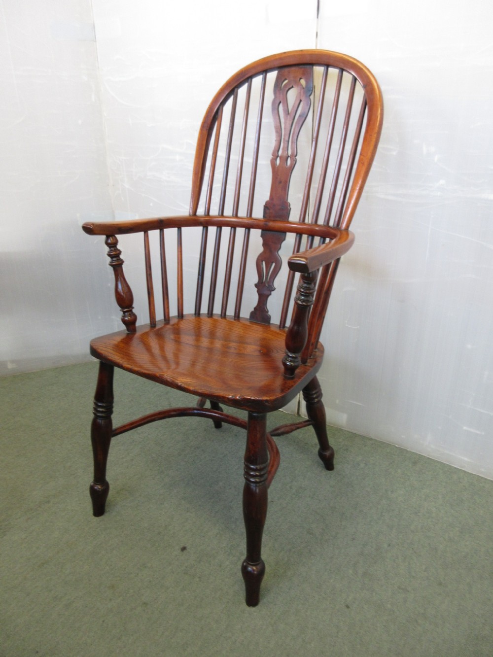 Super Yew wood Windsor Chair