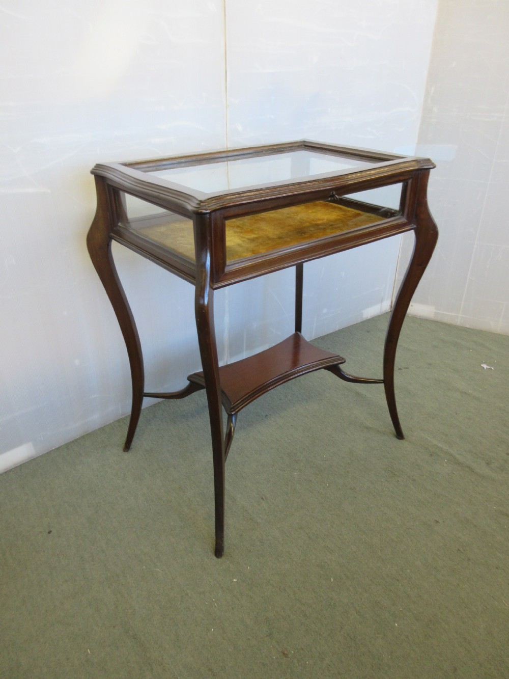 Mahogany Bijouterie Cabinet