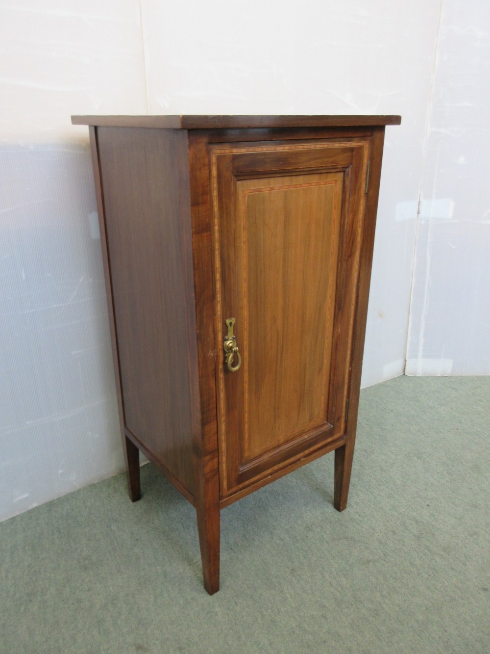 Inlaid Mahogany Bedside Cabinet
