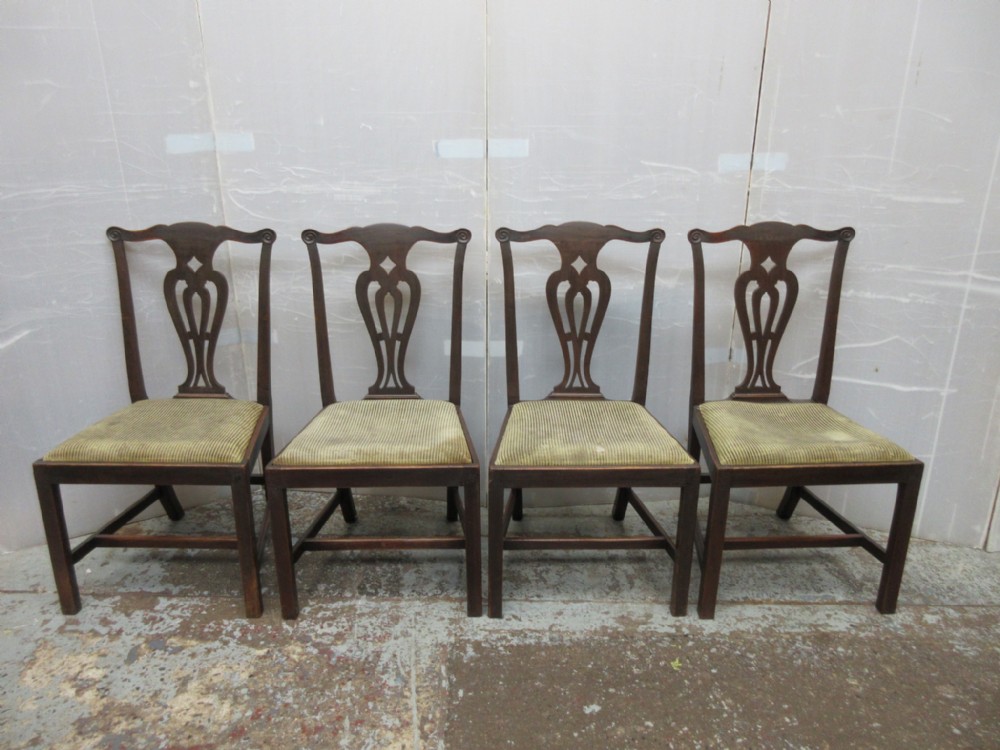 Set Of 4 Chairs