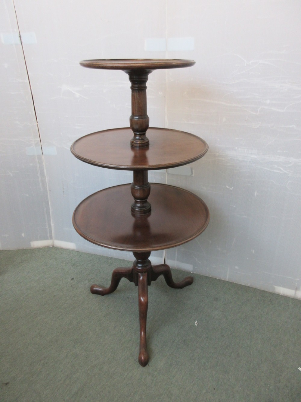 Mahogany Dumb Waiter 