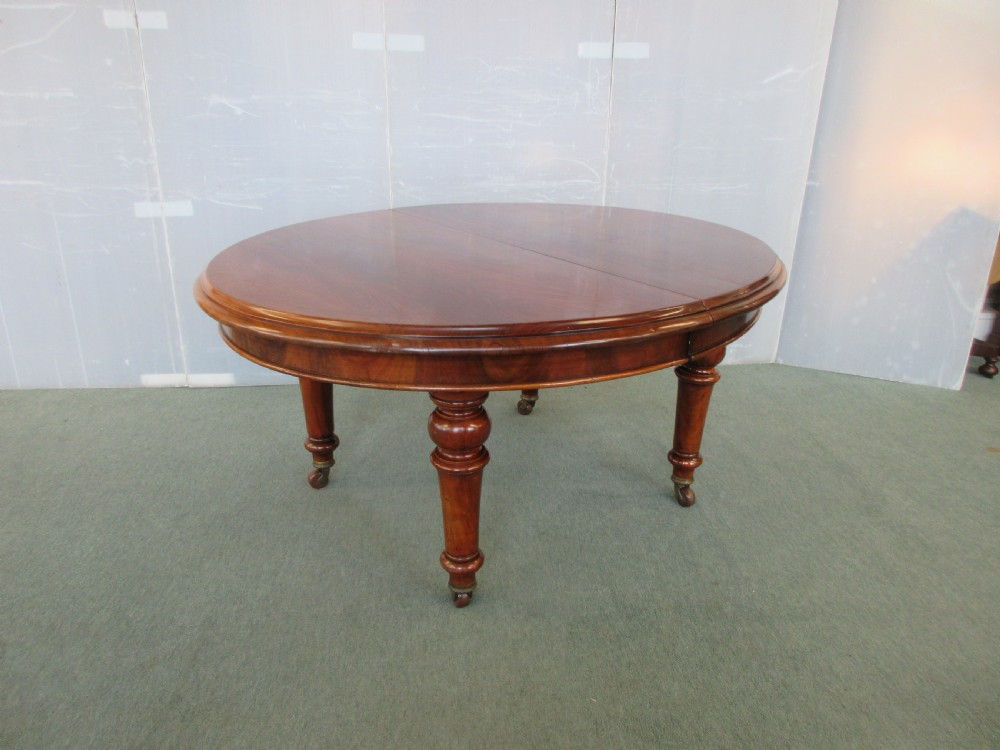 Superb Quality Oval Table  View V