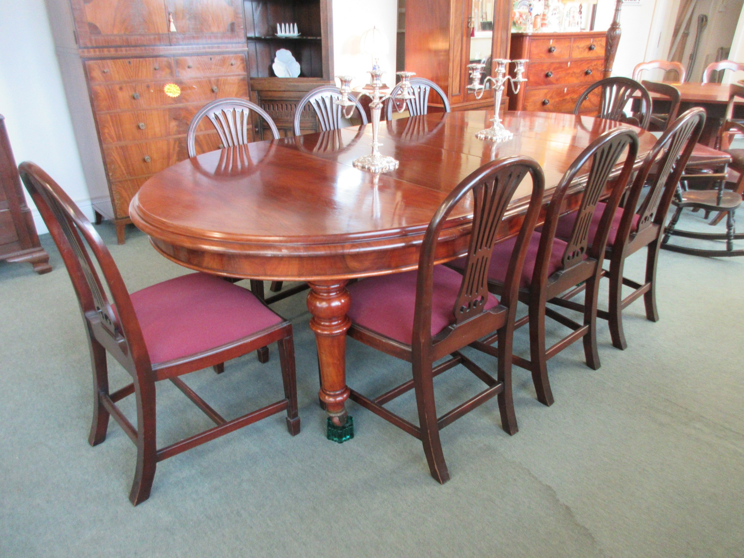 Superb Quality Oval Table 