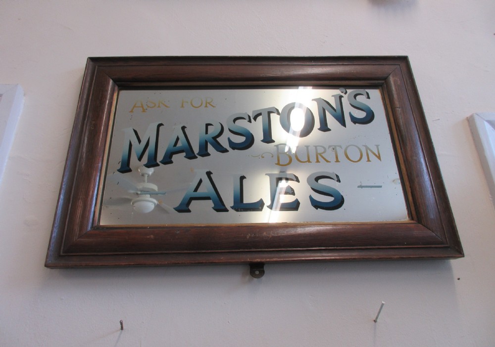 Pub Mirror View III