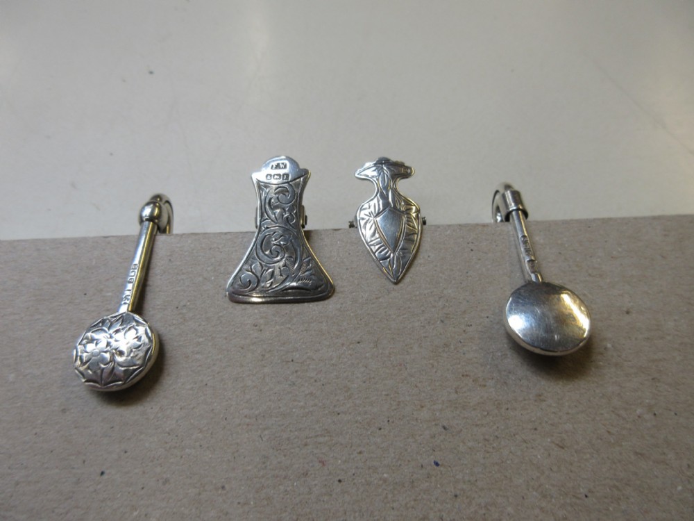 4 Silver Knapkin Clips