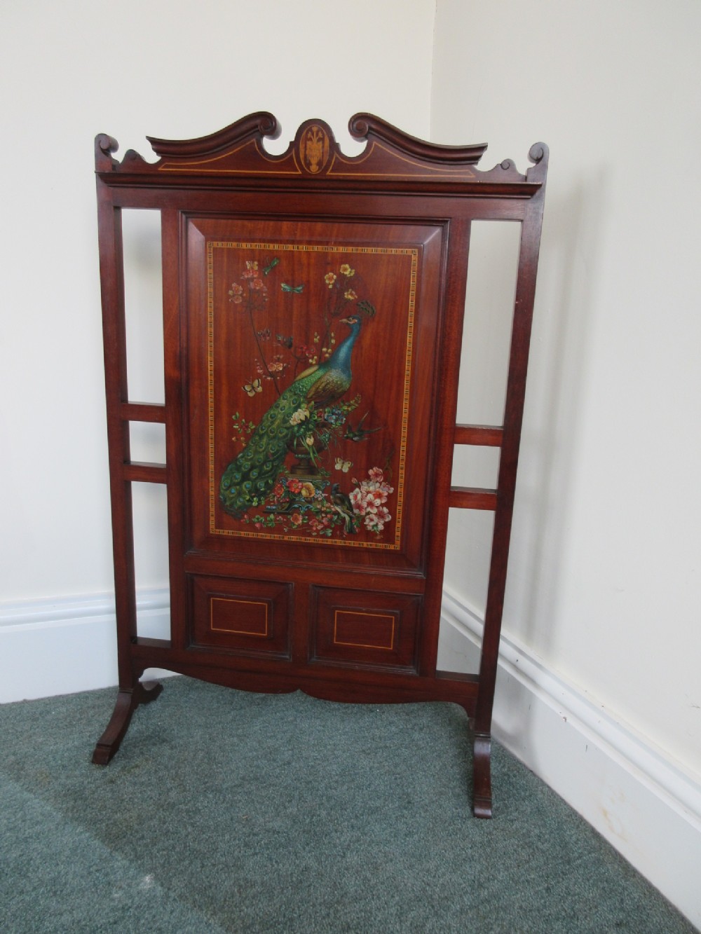 Edwardian Mahogany Inlaid Decorated Fire screen With Swan Neck Pediment
